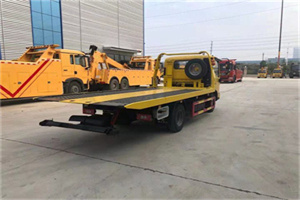 通榆非事故拖车