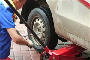 通榆附近拖车24小时服务热线电话